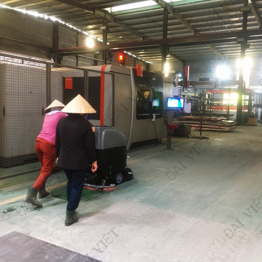 Máy chà sàn liên hợp Chà và Hút Khô - DV55DC (Chạy Bằng Acquy) - NEW 2022