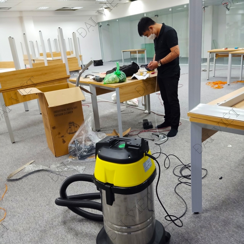 Máy Hút Bụi Nước Công Nghiệp Cửa Hàng-Văn Phòng-Nhà Xưởng Nhỏ- 40 Lít (2200W) Model: DV1-40JP - [1 Lõi Lọc]