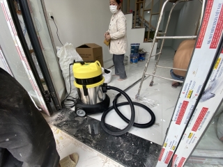 Anh Vũ- Mua máy hút bụi DV1-15JP 2 lõi lọc hút nhà đang xây dựng