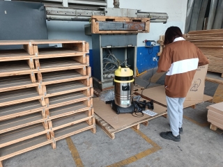 Anh Phú - Mua máy hút bụi DV1-40JP 2 lõi lọc - hút Bụi Xưởng Gỗ